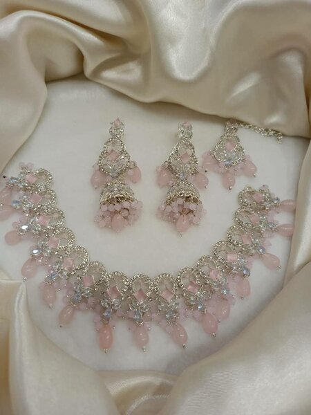 Ladies wedding set necklace and earrings