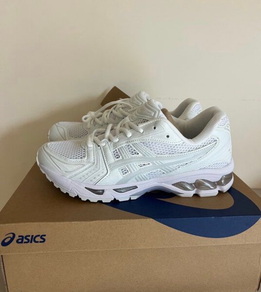 Baskets blanches ASICS légères