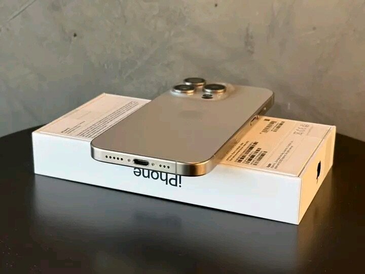 iPhone 15 Pro Max 256GB Neuf