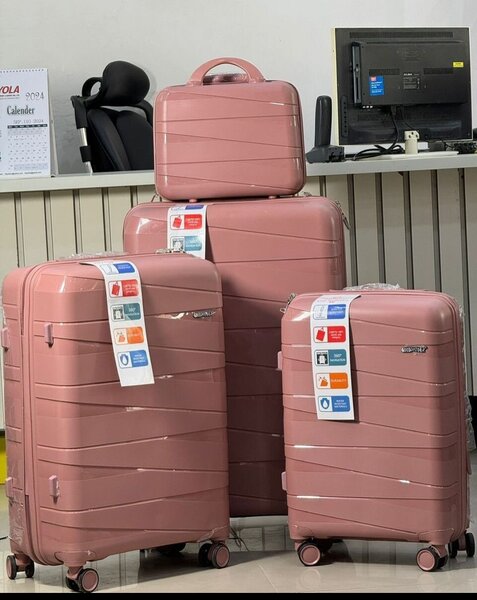 Set de valises rigides roses