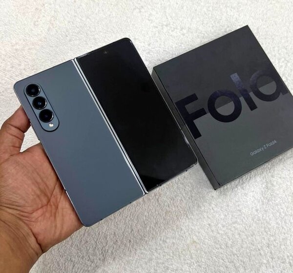 Samsung Galaxy Z Fold4