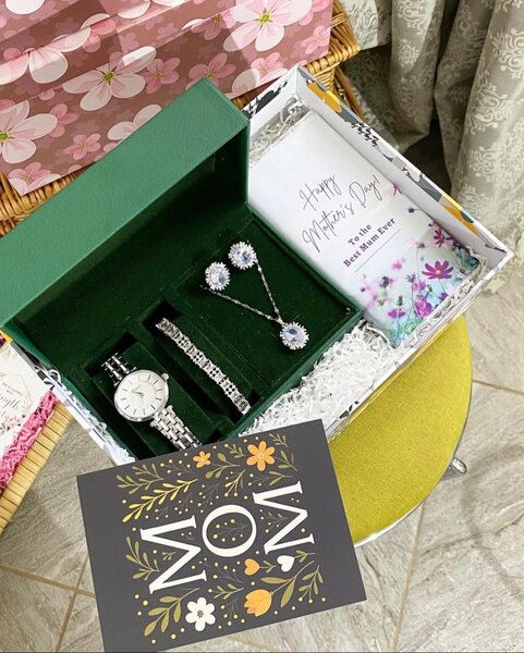 Mothers Day Gift package