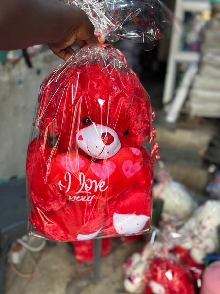 Ours en peluche rouge Saint-Valentin 'I love you'