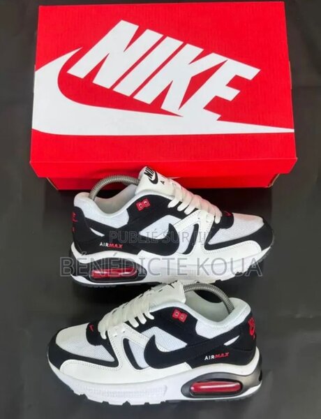 Nike Air Max Command