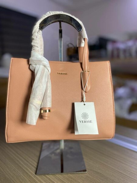 Sac à main en cuir élégante