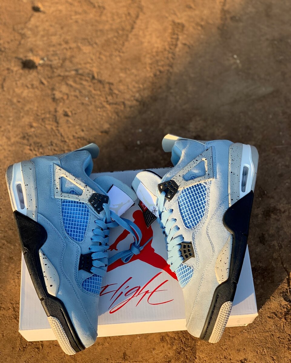 nike air jordan 4 university blue