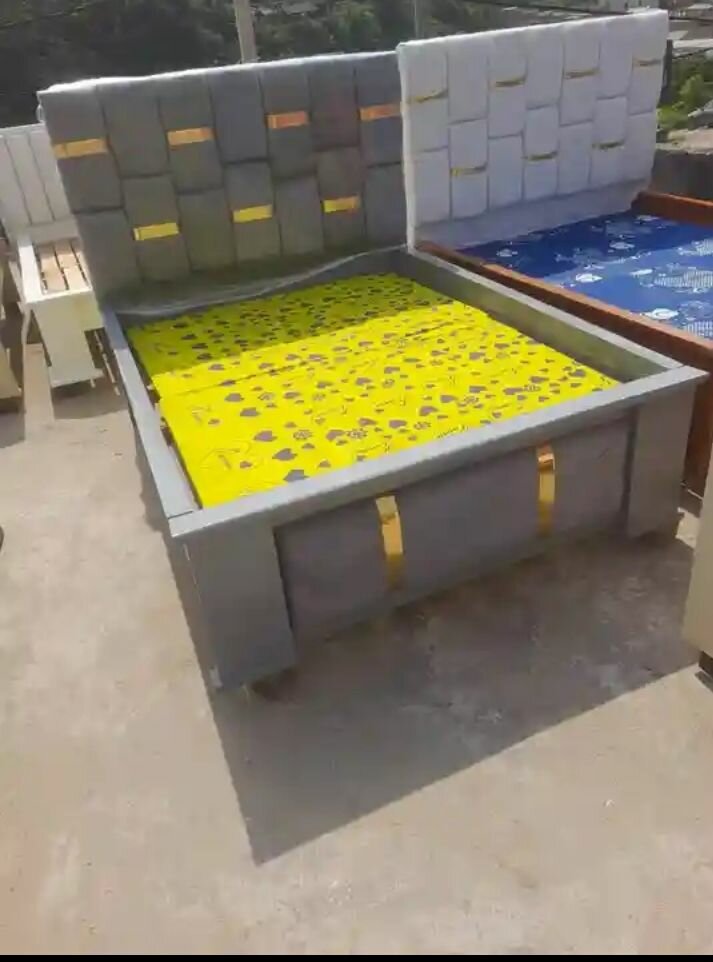 Lit design moderne avec rangement