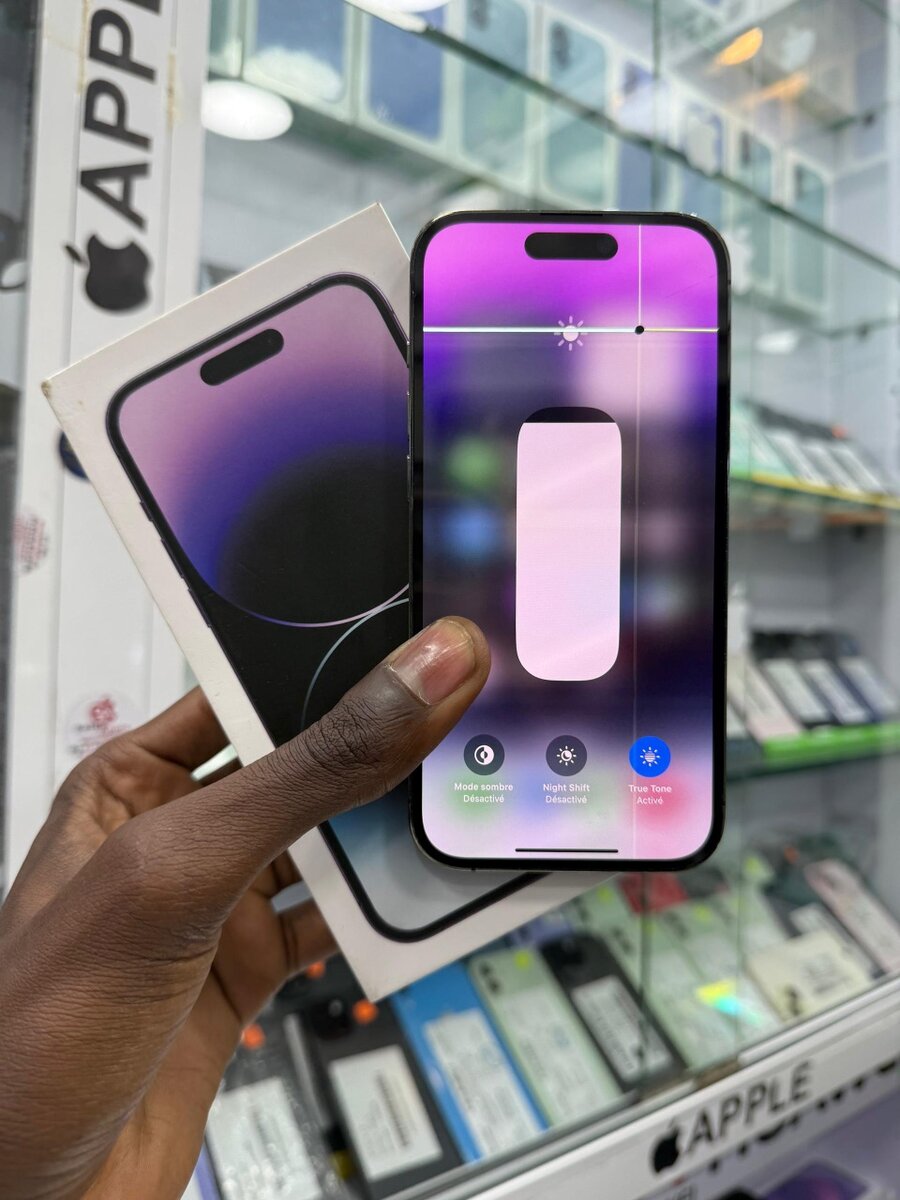 14 Pro 128go écran touché