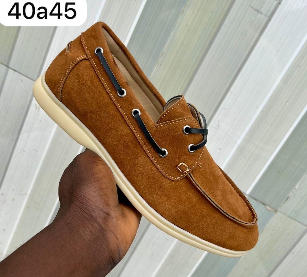 Mocassins élégants en daim