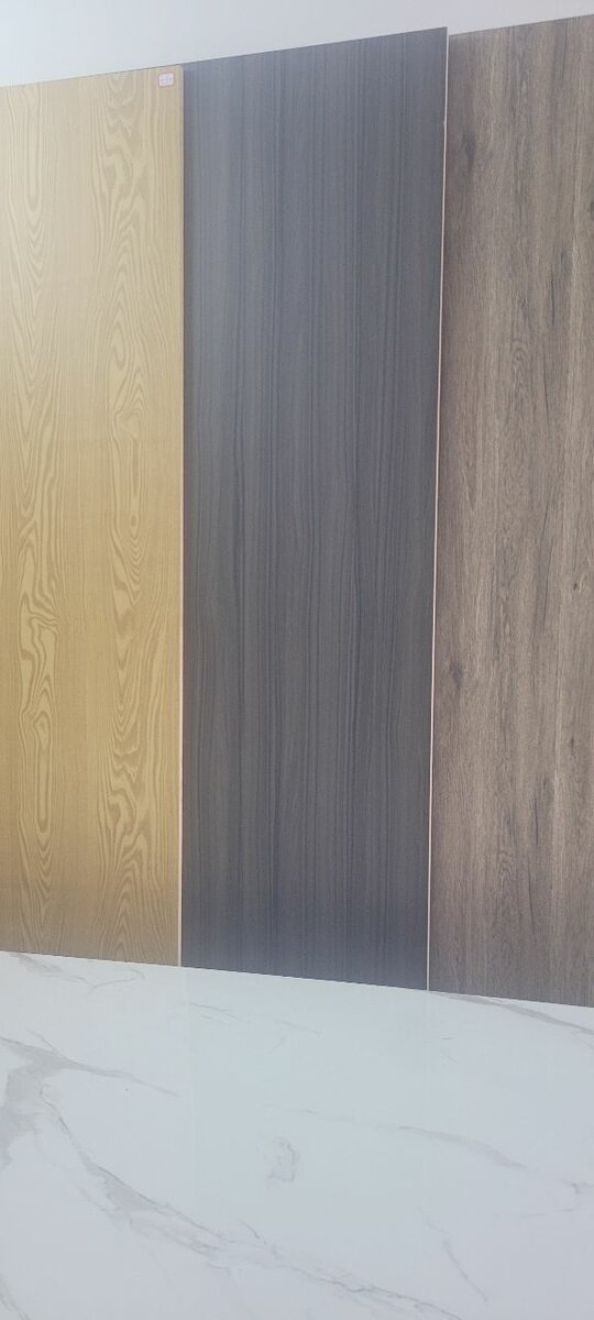 Contreplaqués importés