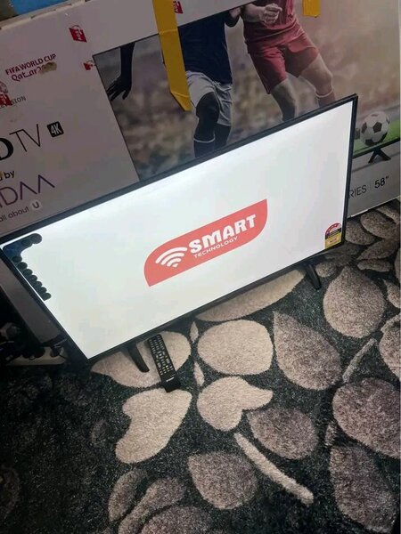 Téléviseur LED Smart 4K Ultra HD