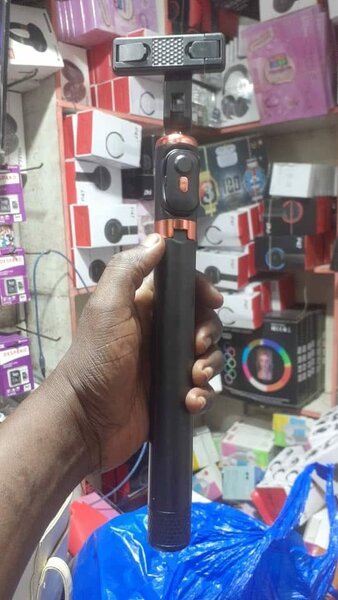 Perche télescopique Bluetooth