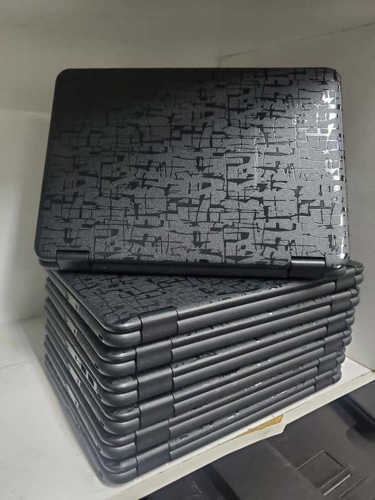 Laptops and desk tops