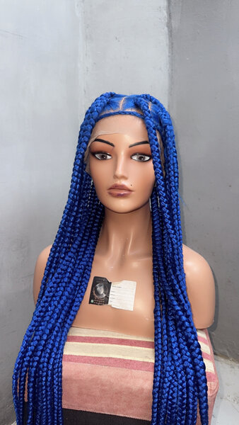 Perruque tresses bleues