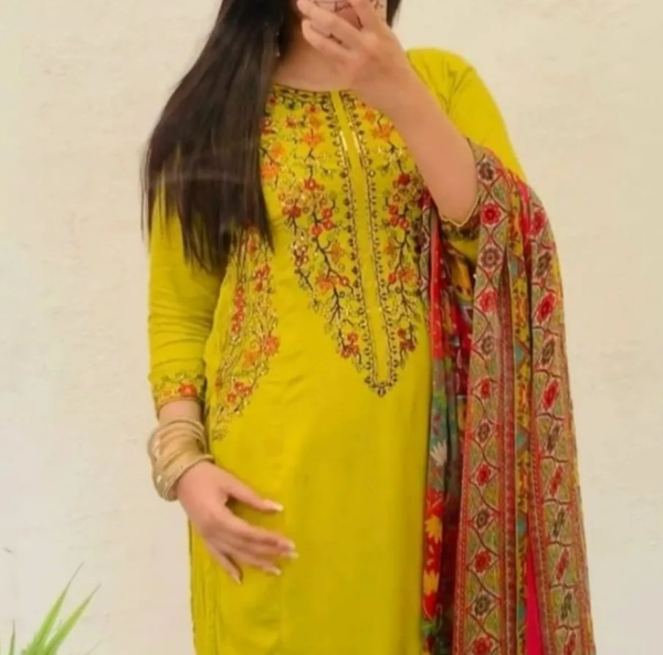 *Pocket Sequence Embroidery 2Pc*