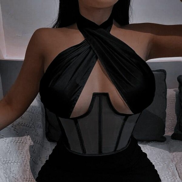 Top dos nu croisé sexy