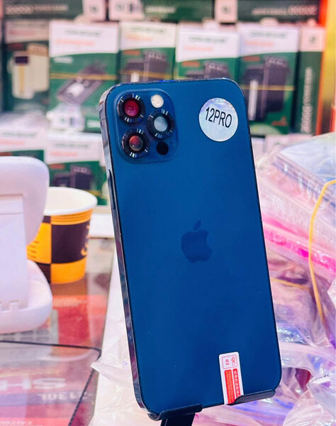 iPhone 12 Pro Bleu Débloqué