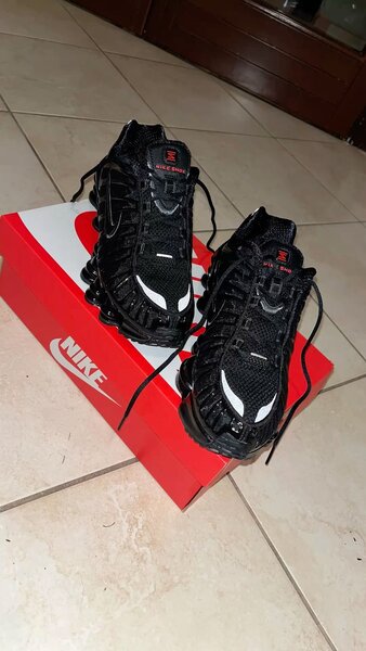 Nike Shox Hommes Noir