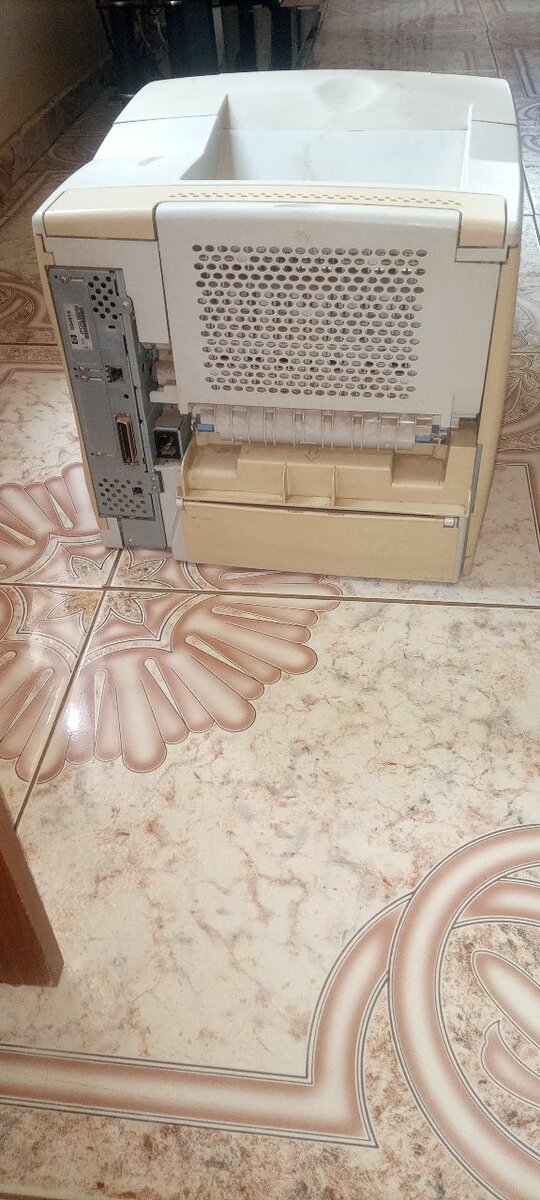 HP Laser Jet 4250n Printer