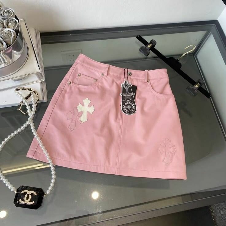 Mini-jupe en cuir mode