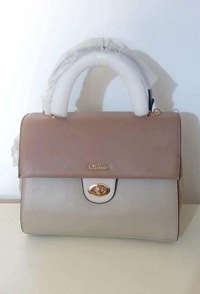 Sac à main en cuir élégant