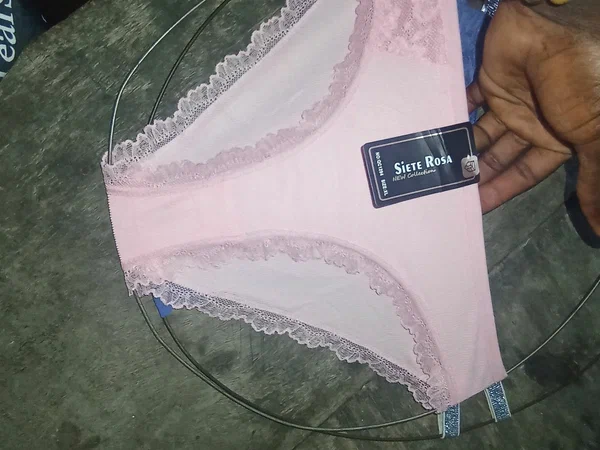 Sous-vêtements féminins