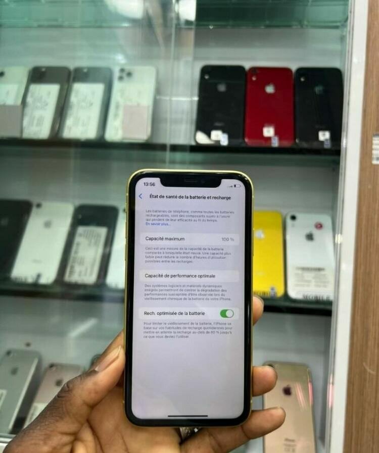 iPhone 11 Reconditionné - Jaune