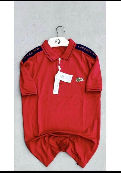 Polo homme élégant Lacoste