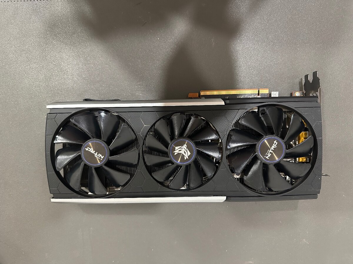 AMD Radeon RX5700xt sapphire nitro+