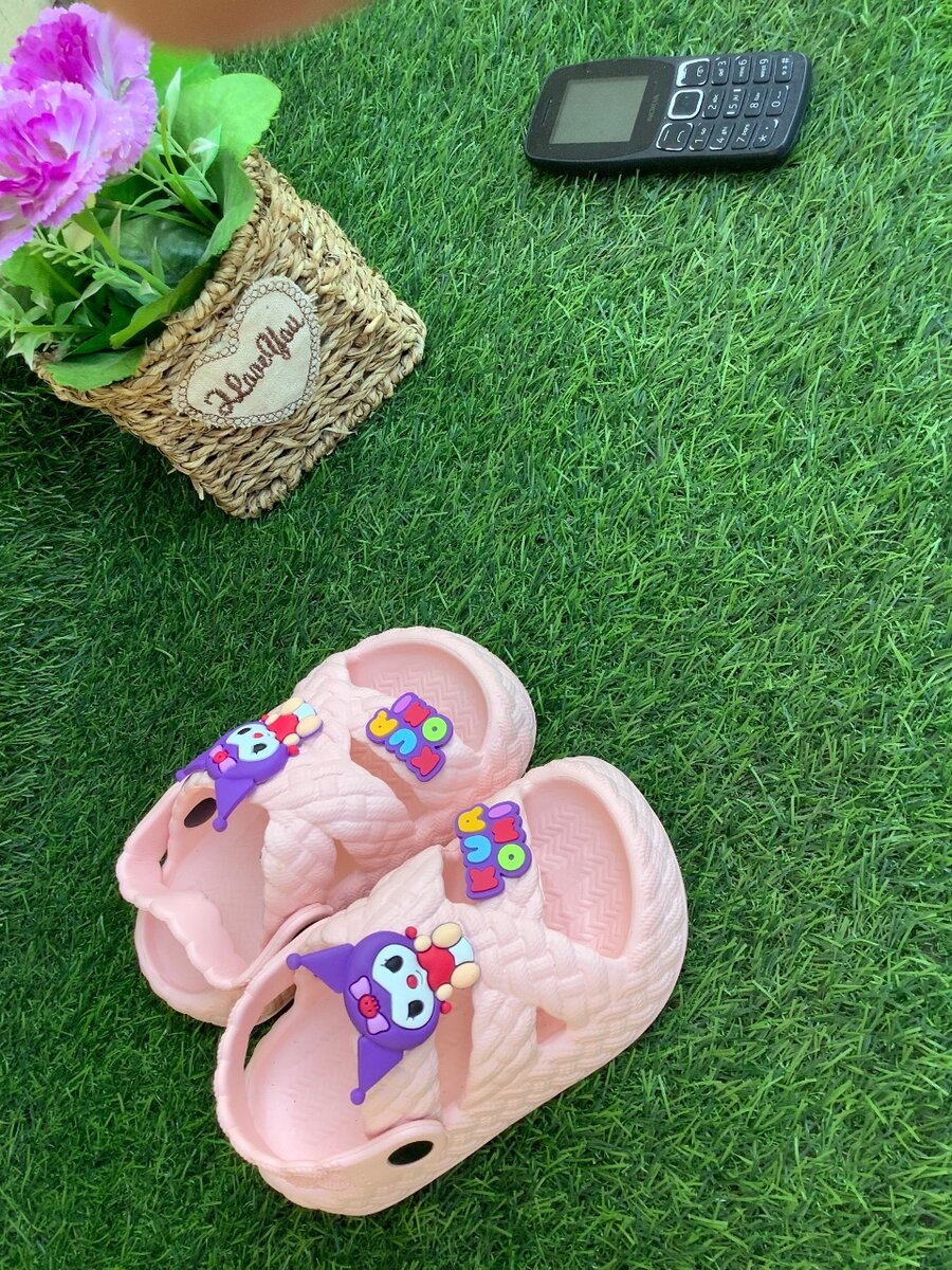 Kids sandals 2