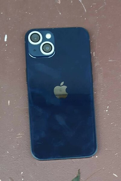 iPhone 13 simple