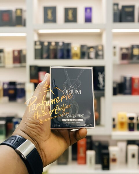 Yves Saint Laurent Black Opium Parfum