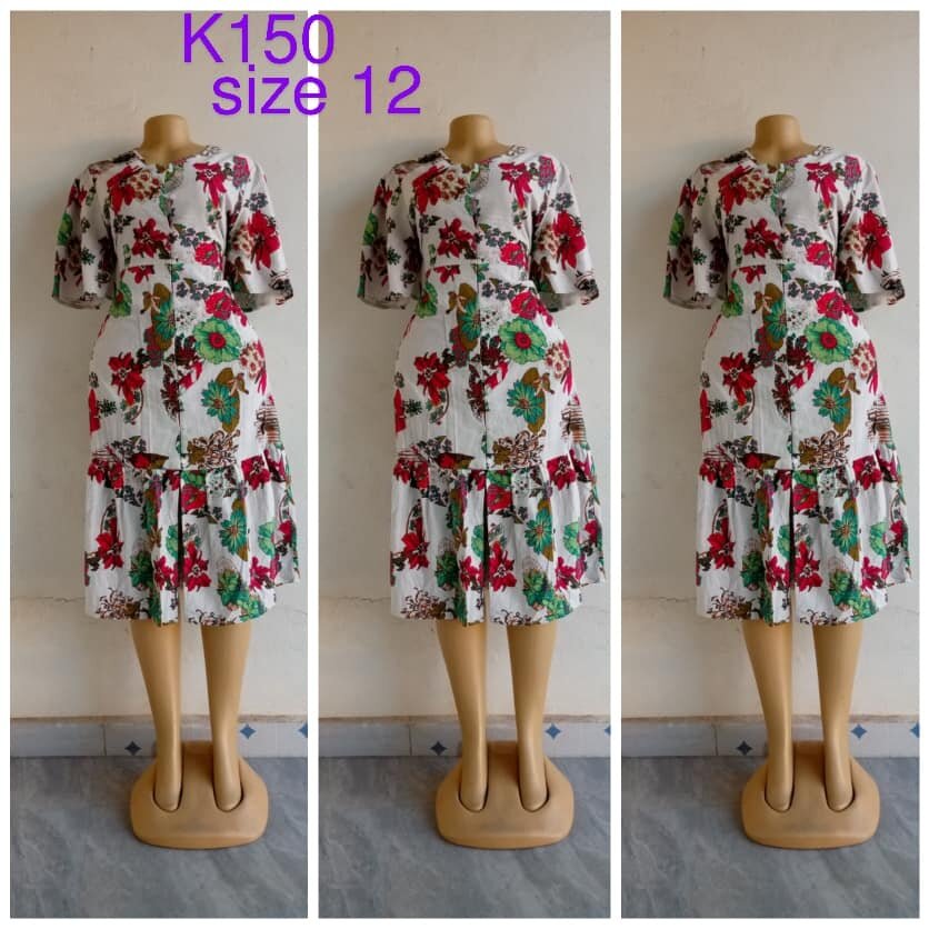 Light dress with floral print, red, size 12