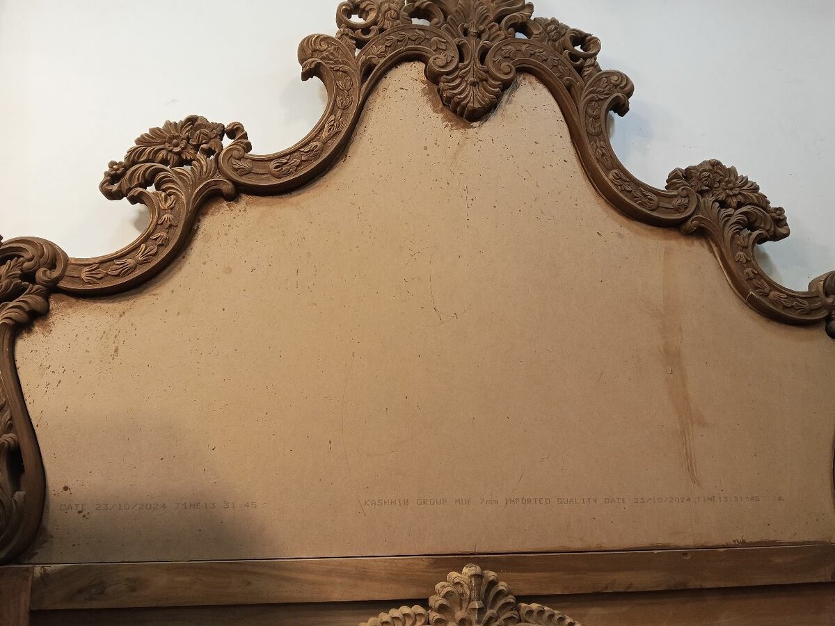 Wood Poshish Bed