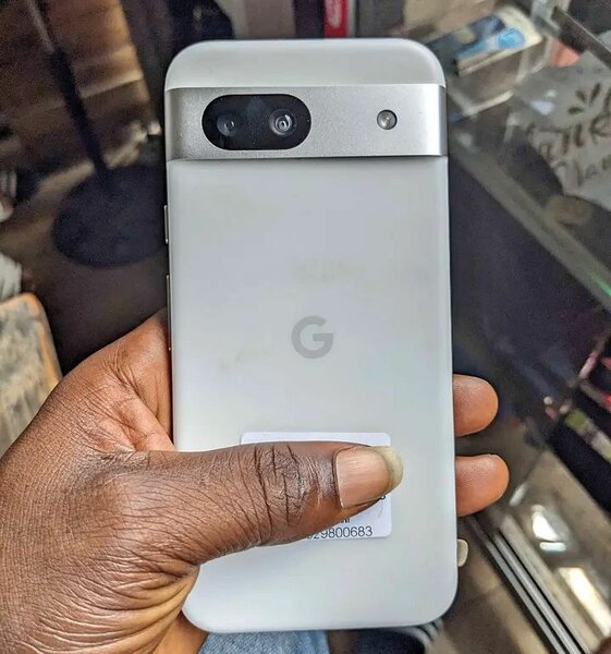 Google Pixel 7 Pro Smartphone