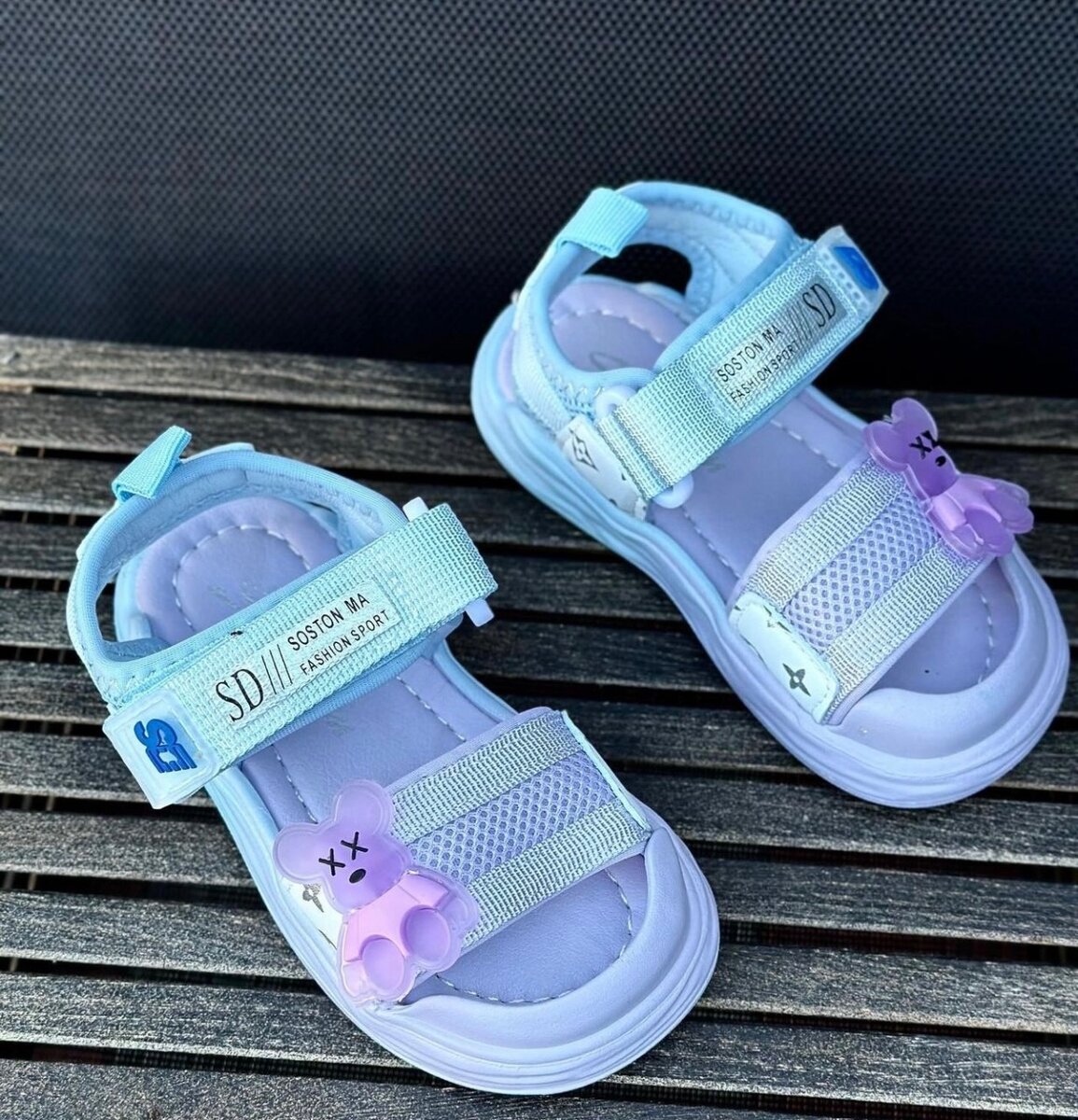 children sandals