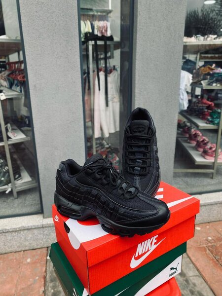 Mens original sneakers