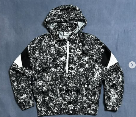 PUMA windbreaker size : M