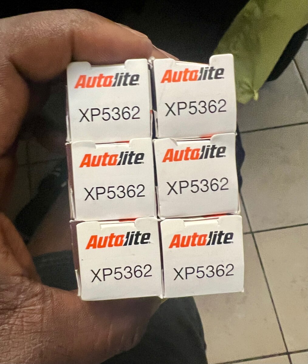 AUTOLITE Iridium Spark Plugs XP5362 (CANADA)