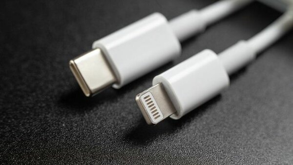 I phone c to iphone cable