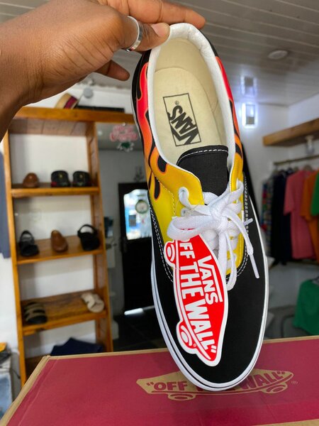 VANS AUTHENTIC