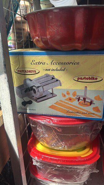 Chips and pasta machine