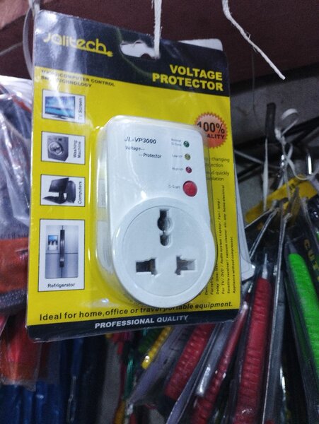 Jaitech Protecteur de Tension