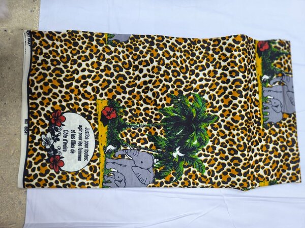 Tissu Imprimé Éléphant Léopard