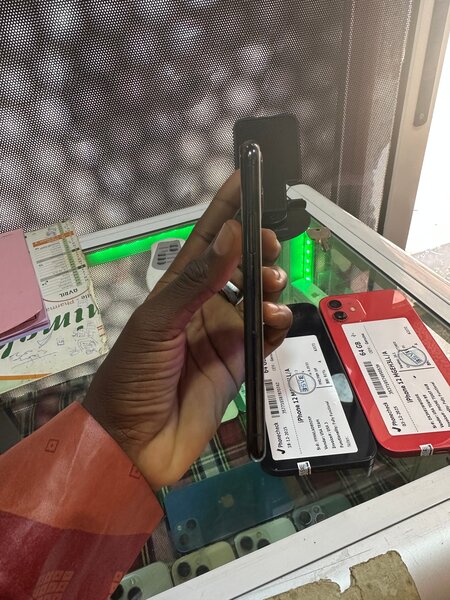 iPhone 11 Pro Max 64GB