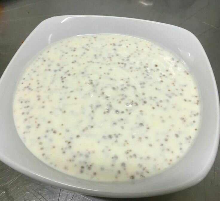 Des jus et des gâteaux