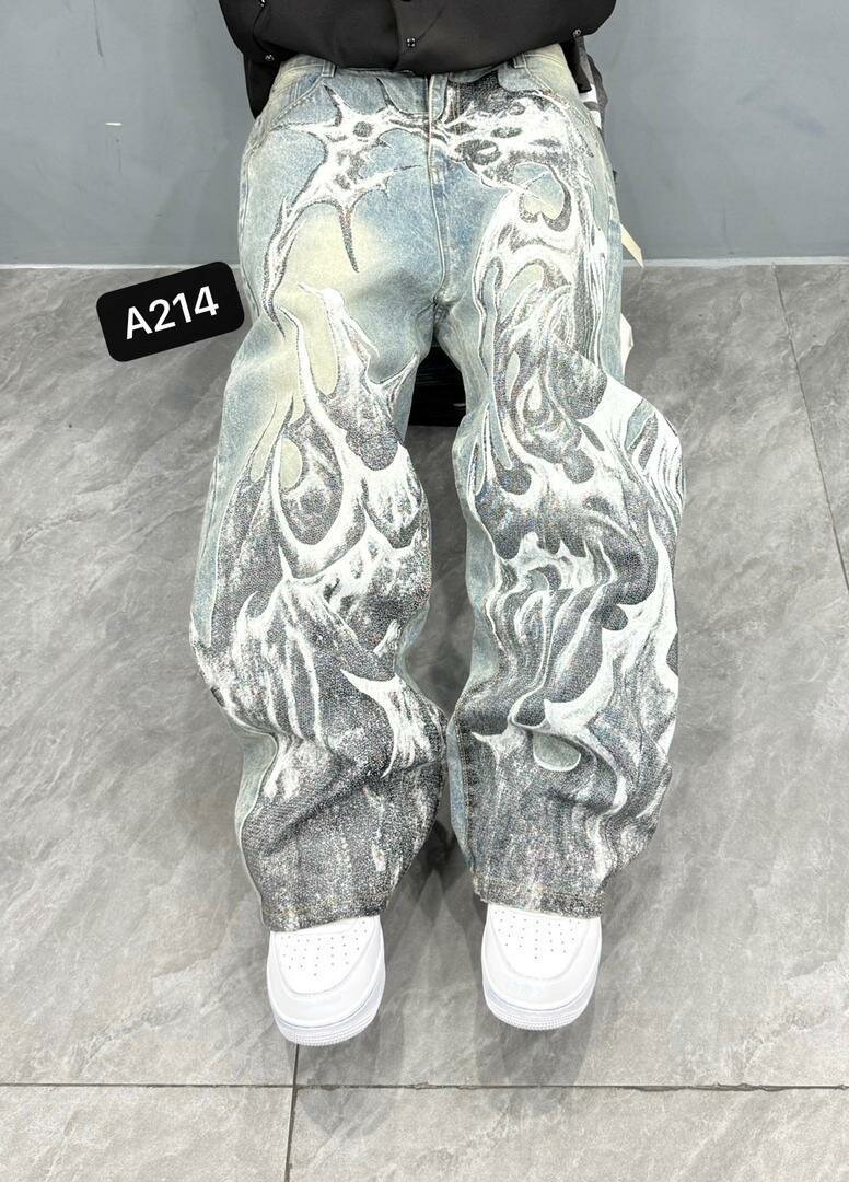 Jeans style graffiti