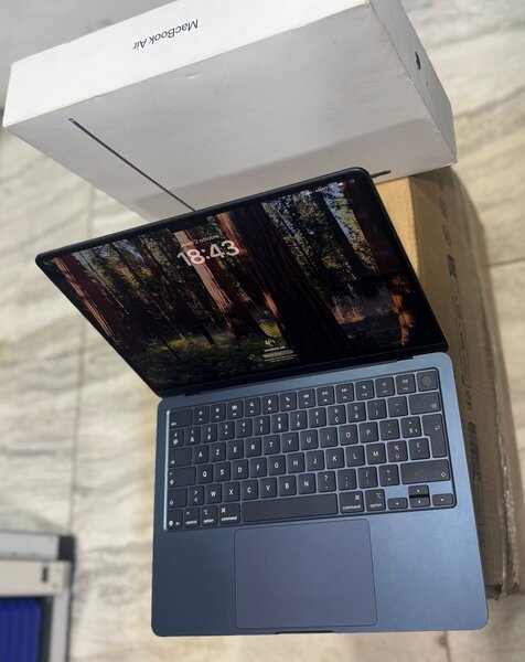 macbook air m4 2025