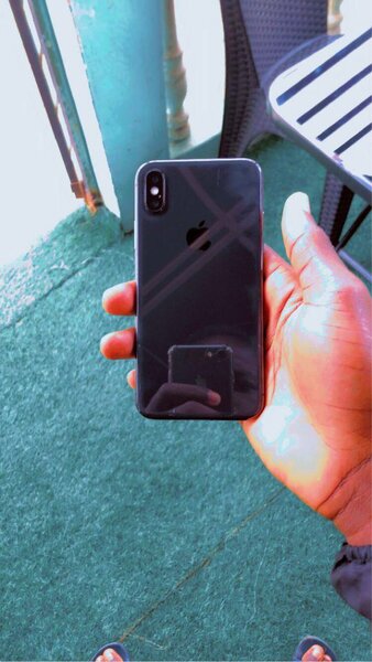 iPhone X