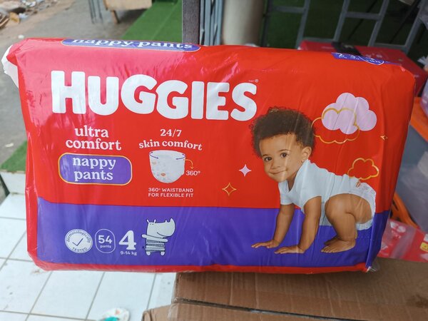 Huggies Ultra Comfort Couches